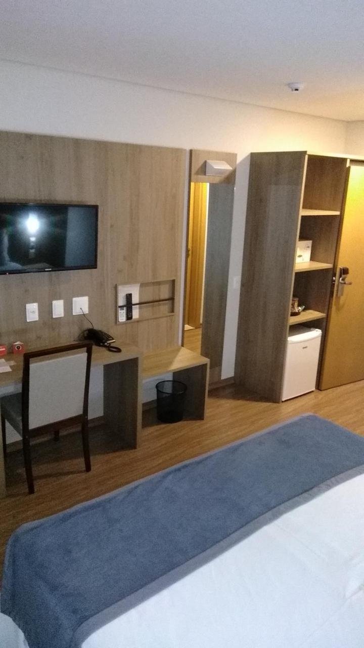 Ives Hotel Costa Rica Ngoại thất bức ảnh